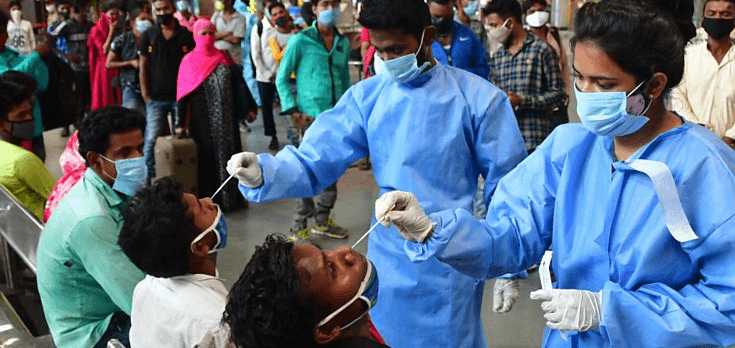 India raporton 86 mijë e 498 raste të reja me COVID-19
