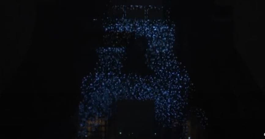 Kulla Eiffel ndriçohet me hidrogjen të ripërtëritshëm (VIDEO)