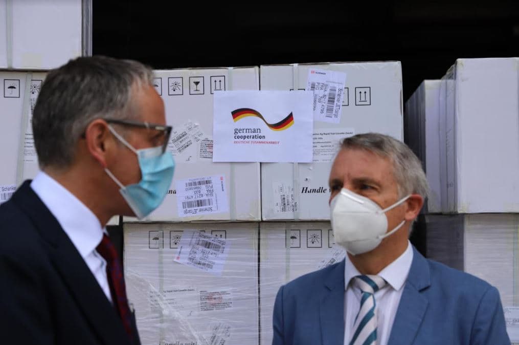MSH pranon rreth 145 mijë teste rapide si donacion nga Gjermania