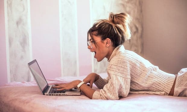 A është nën kërcënim epoka e seksit aktual nga seksi virtual?
