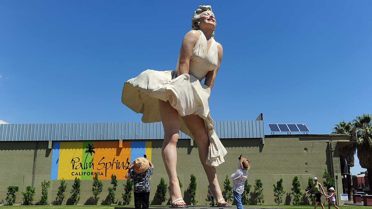 Polemika mbi statujën e Marilyn Monroe në SHBA