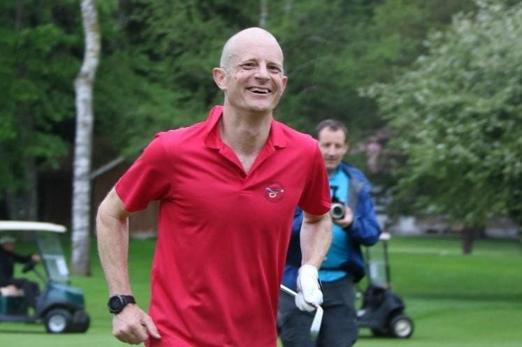 Golfieri thyen rekord në Guinnes, qëllon 252 vrima në 12 orë