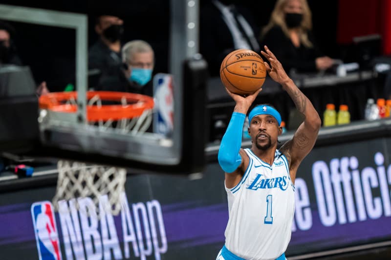 Caldwell-Pope plaçkitet nën kërcënimin e armës