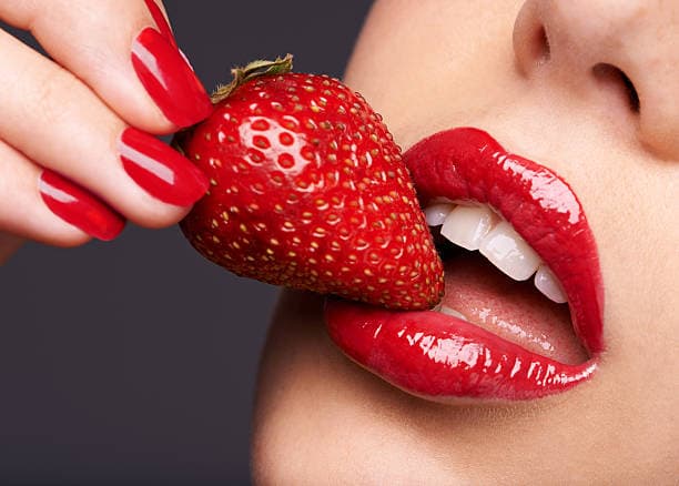 7 ushqime që mund të rrisin pasionin seksual