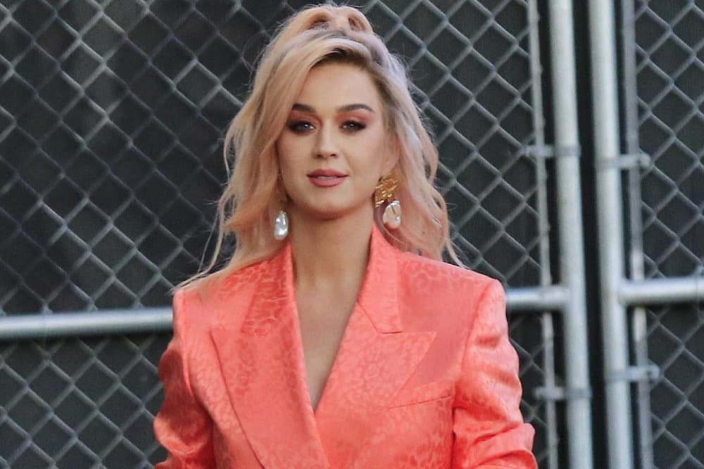 Katy Perry: Të qenët nënë më mësoi dashurinë e pakushtëzuar