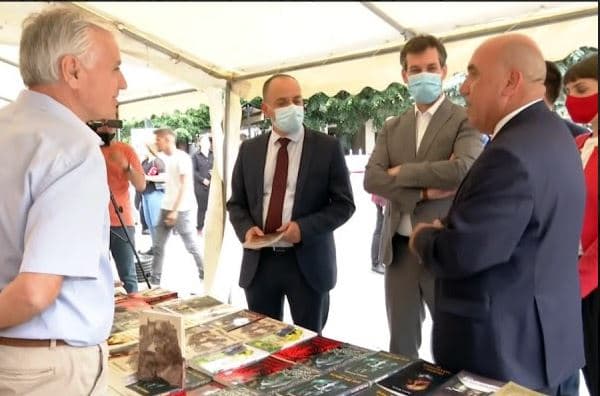 Hapet panairi i librit në 143 vjetorin e Lidhjes së Prizrenit