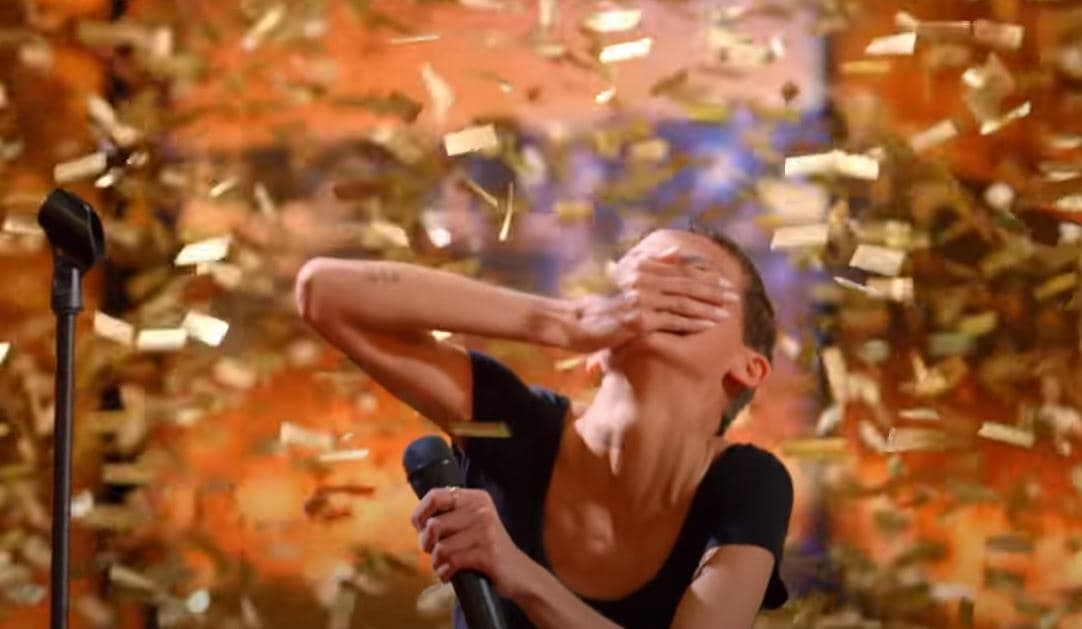 Për kë e shtypi Simon Cowell ‘butonin prej ari’ në America’s Got Talent? (VIDEO)