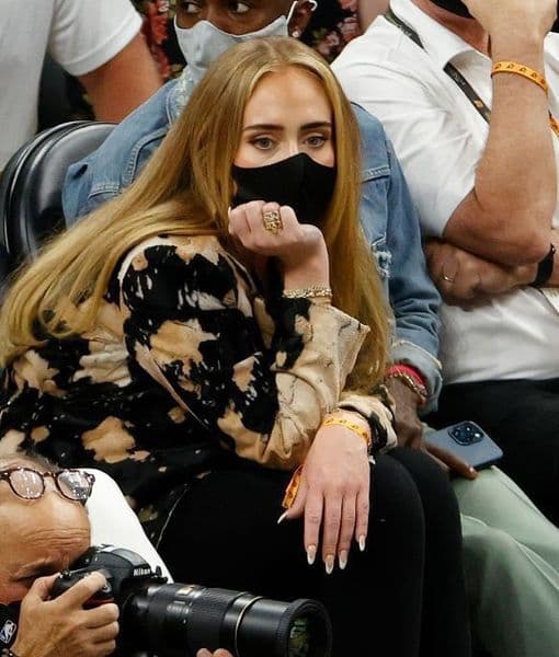 Adele mori pjesë në finalen e NBA