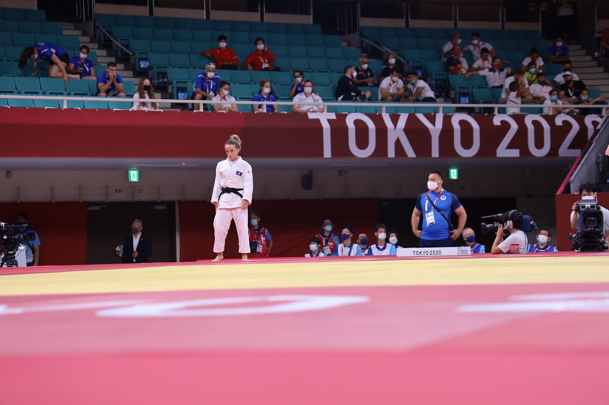 Distria Krasniqi vetëm një fitore larg medaljes olimpike