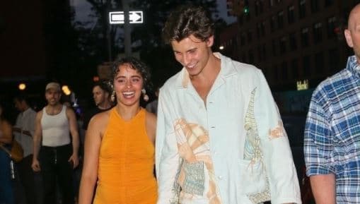 U tha se janë ndarë, Shawn Mendes dhe Camila Cabello të lumtur në krahët e njëri-tjetrit