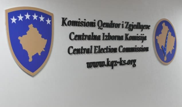 MSH-ja i kërkon KQZ-së t'i ndërrojë 30 qendra të vendvotimit ku po zhvillohet vaksinimi
