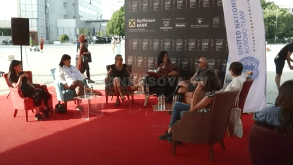 Në kuadër të PriFest mbahet diskutim për gratë regjisore (VIDEO)