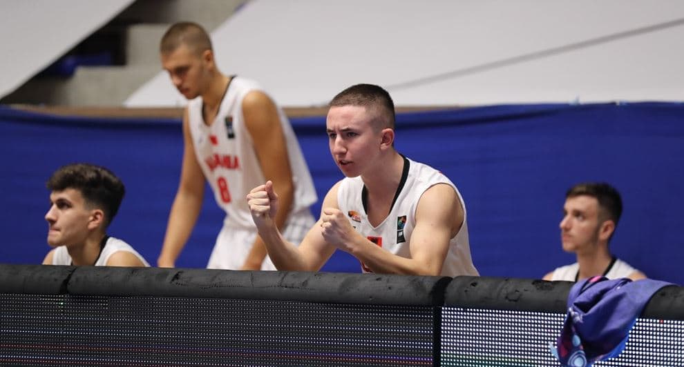 Shqipëria fiton ndeshjen e parë në "Challenger"