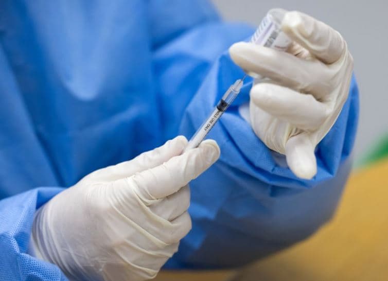 Shkencëtarët pranë gjetjes së vaksinës kundër kancerit, po përdoret teknologjia e asaj kundër COVID-19