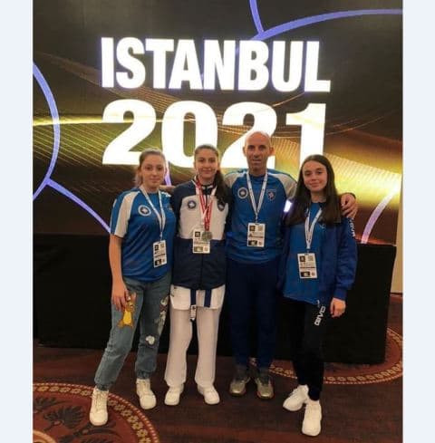 Vajzat e Kosovës me suksese edhe në karate