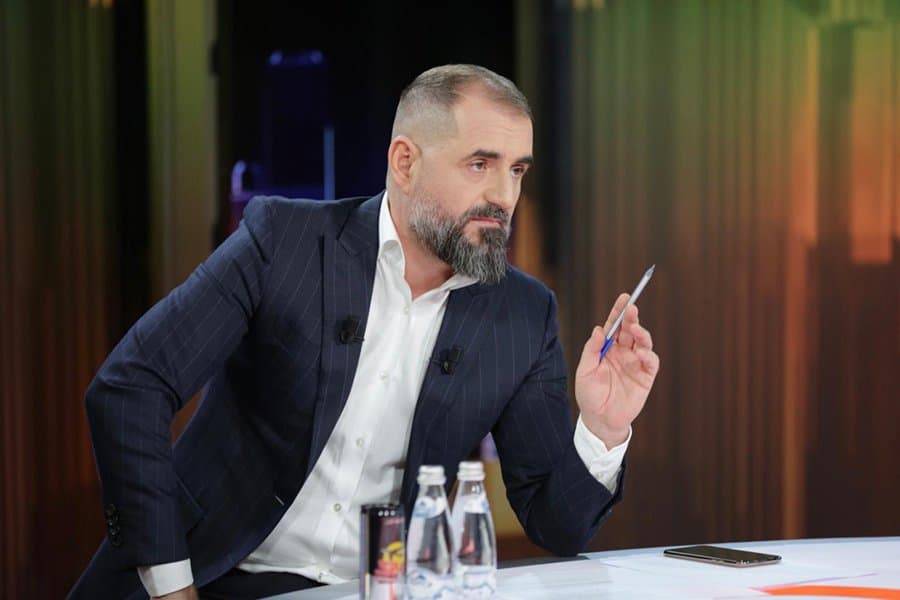 Sikur Basha të ishte i lirë