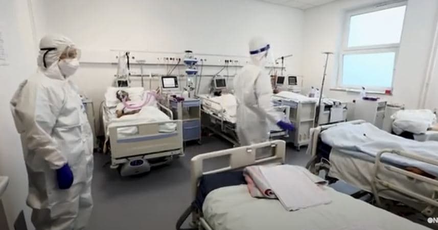Rastet me COVID-19 mbushin spitalet e Bosnjës (VIDEO)