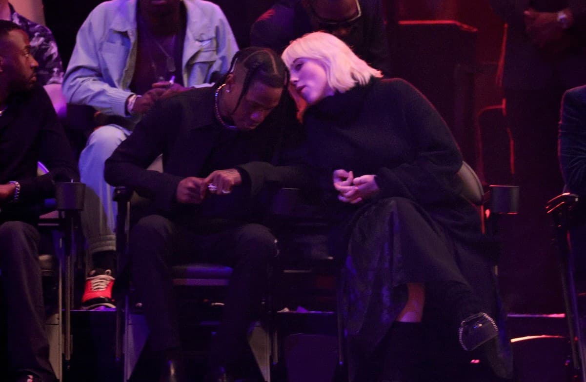 Ja çfarë ndodhi në prapaskenë të Video Music Awards (FOTO)