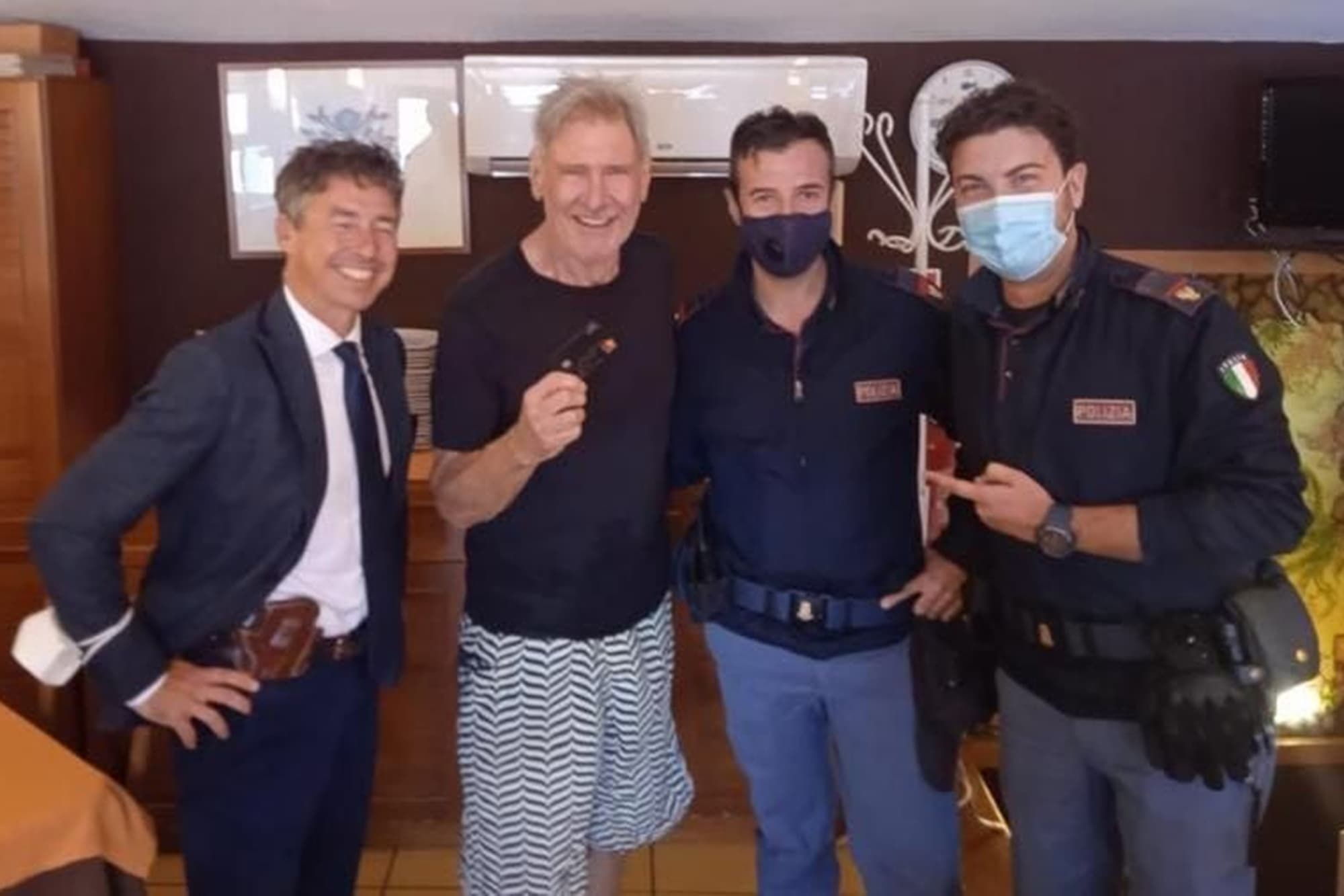 Italianët ia rikthejnë kartelën e humbur aktorit Harrison Ford
