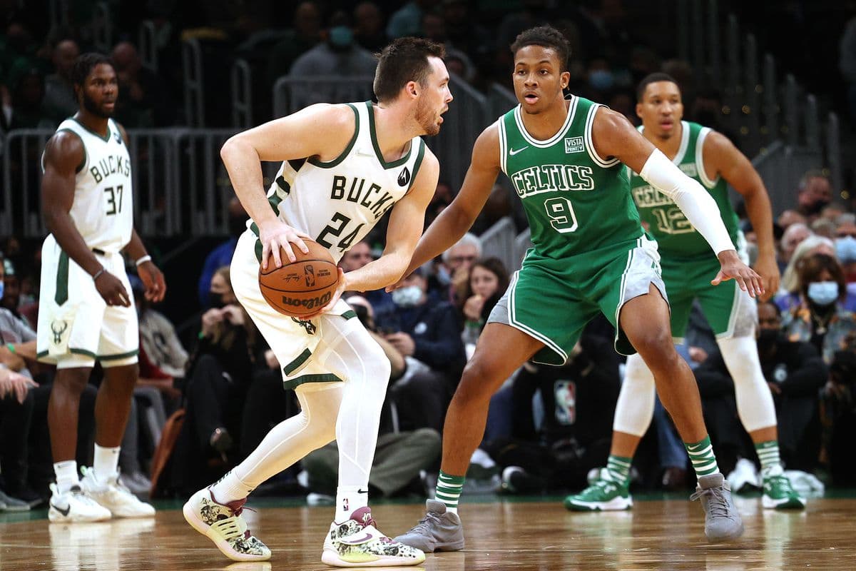 Bucks humbin në vazhdime ndaj Celtics (VIDEO)