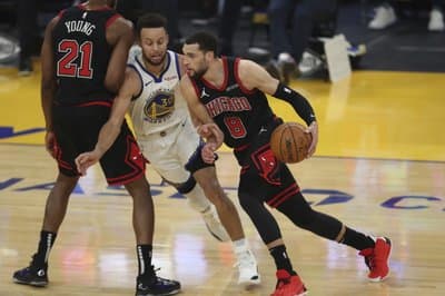 Derbi i NBA-së, Bulls-GSW në Klan Kosova dhe Art Motion