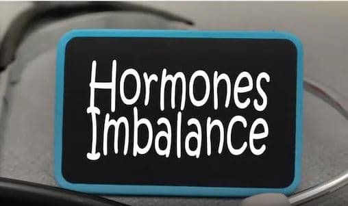 Çfarë është çekuilibri hormonal dhe si mund ta trajtoni atë me përbërës natyralë?