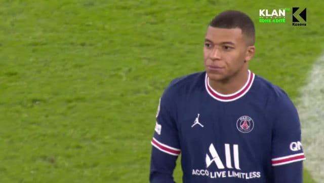 Paris Saint Germain humb nga Manchester City