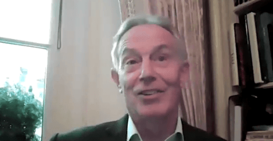 Tony Blair: Nëse nuk jeni vaksinuar ndaj COVID-19, jeni idiotë (VIDEO)