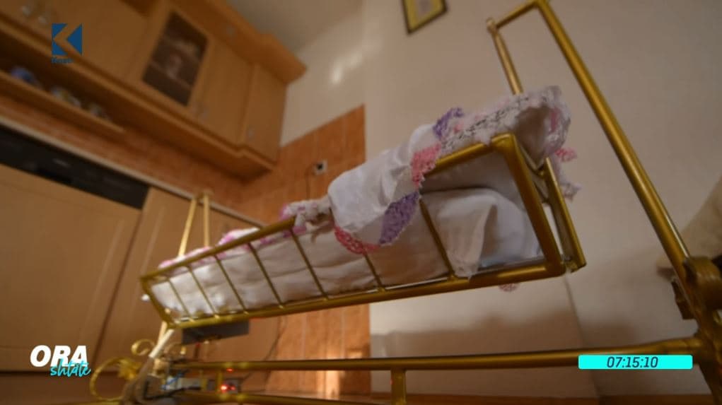 Djepi elektrik dhe fluturakja e Besim Llugiqit (VIDEO)