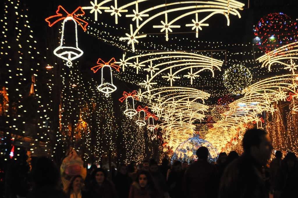 Ministria e Shëndetësisë informon se si të mbroheni nga COVID-i gjatë sezonit festiv