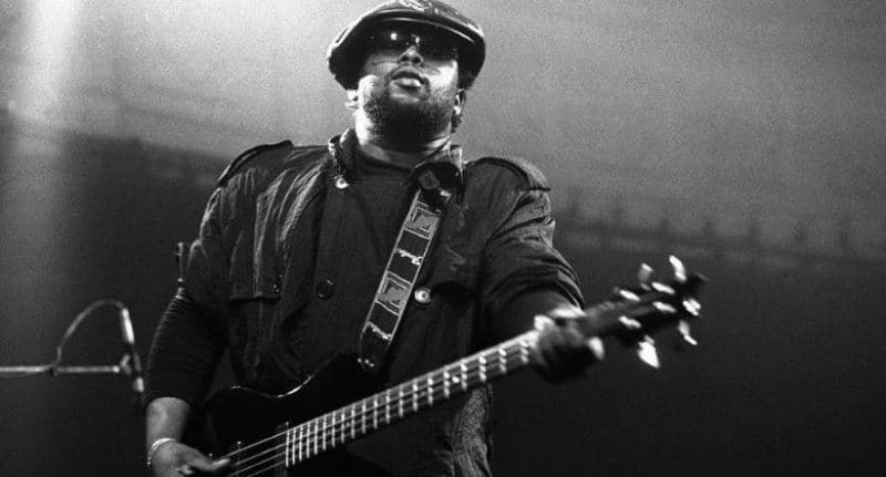 Vdes në moshën 68-vjeçare, basisti i Sly and Robbie, Robbie Shakespeare