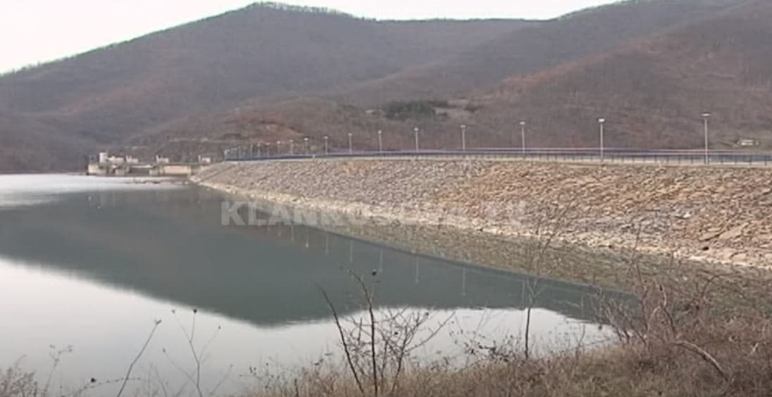 Kurti po i bën gati dy penda për ujë rezervë (VIDEO)