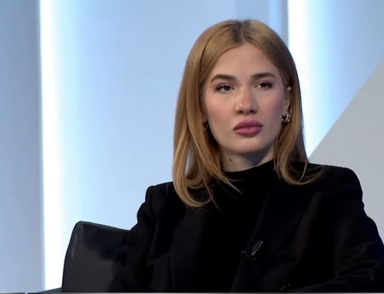 Ukraina, mësim për shqiptarët!