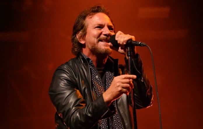 Elton John, Stevie Wonder dhe Ringo Starr pjesë e albumit solo të Eddie Vedder-it