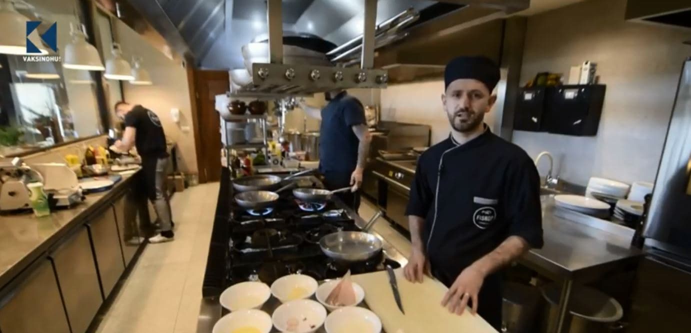 Si përgatitet peshku gjuzë me limon? (VIDEO)