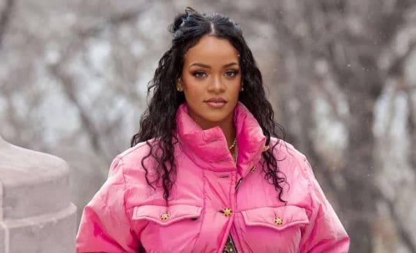Rihanna do të lansojë albumin e ri këtë vit, pa paralajmërim