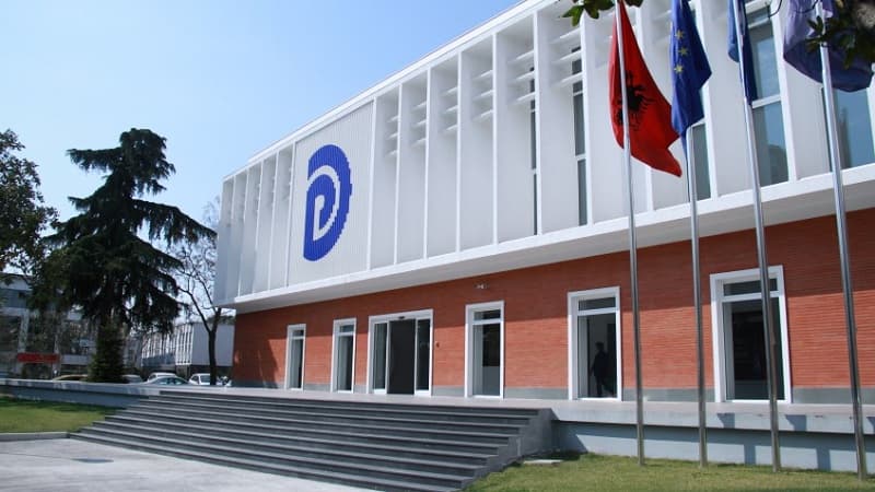 Kryesia e PD-së miraton ngritjen e grupit të punës për bashkimin e partisë