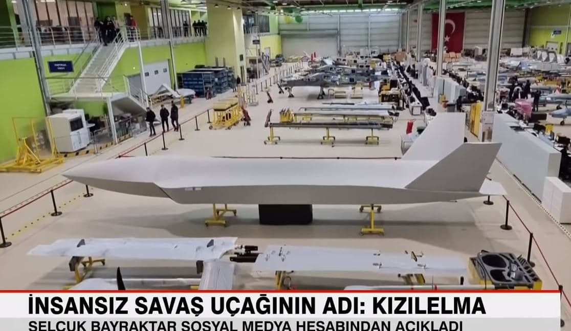 "Molla e kuqe" avioni i parë turk pa pilot (VIDEO)
