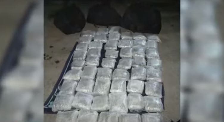 Korçë: U kapën me 51 kilogramë kanabis në makinë, arrestohen dy persona