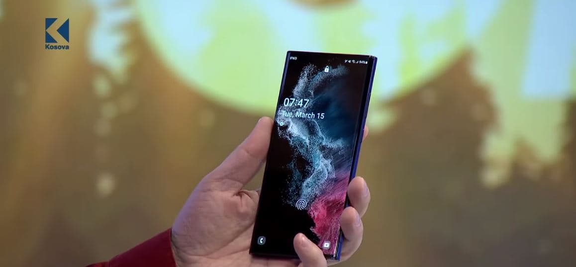 Samsung Galaxy S22 Ultra, po cilësohet si telefoni më i mirë në botë (VIDEO)