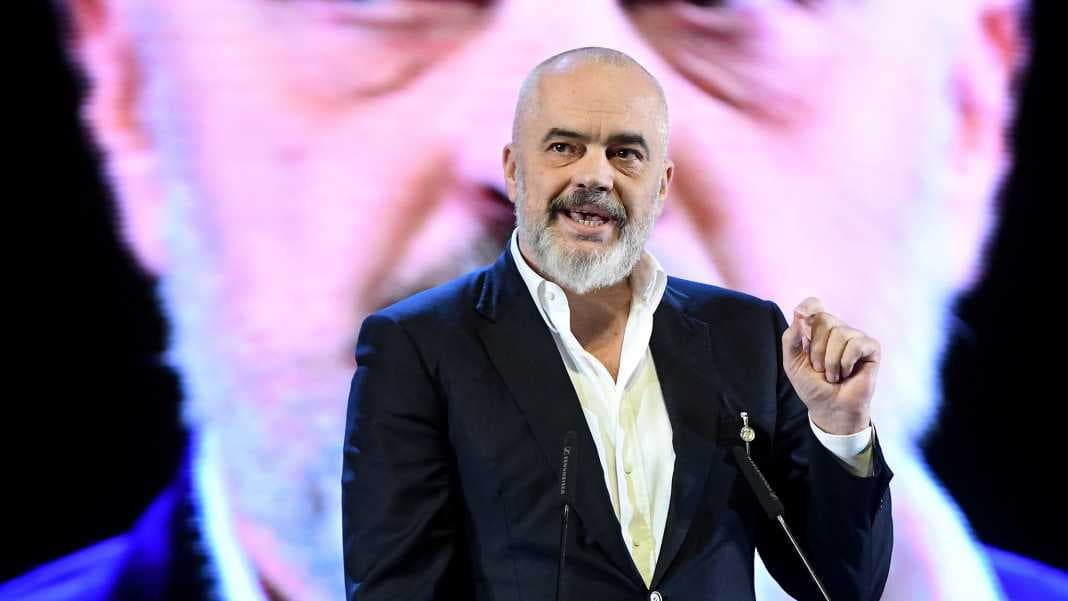 Rama lë të hapur mundësinë e legalizimit të kanabisit për përdorim vetjak