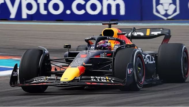 Formula 1: Verstappen triumfon në Grand Prixin e Miamit
