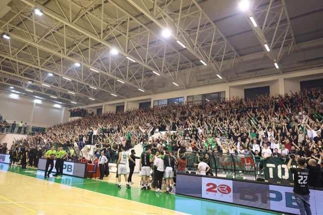 Pamje nga atmosfera e zjarrtë në Mitrovicë (FOTO)
