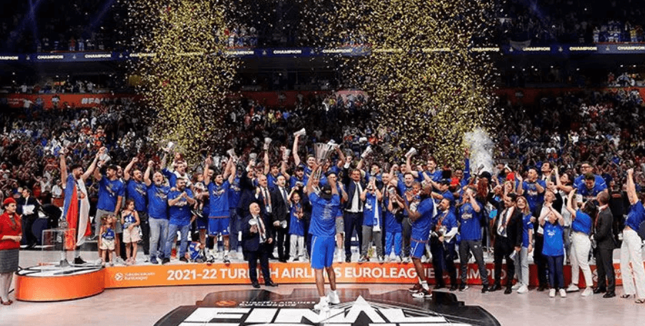 Anadolu Efes mbron titullin e kampionit të Euroligës