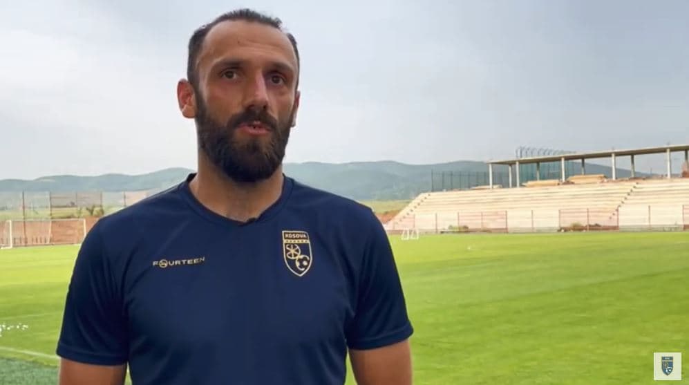 Muriqi flet për ndeshjen me Qipron: Nuk është e lehtë, pres nga “Dardanët” që ta mbushin stadiumin (VIDEO)
