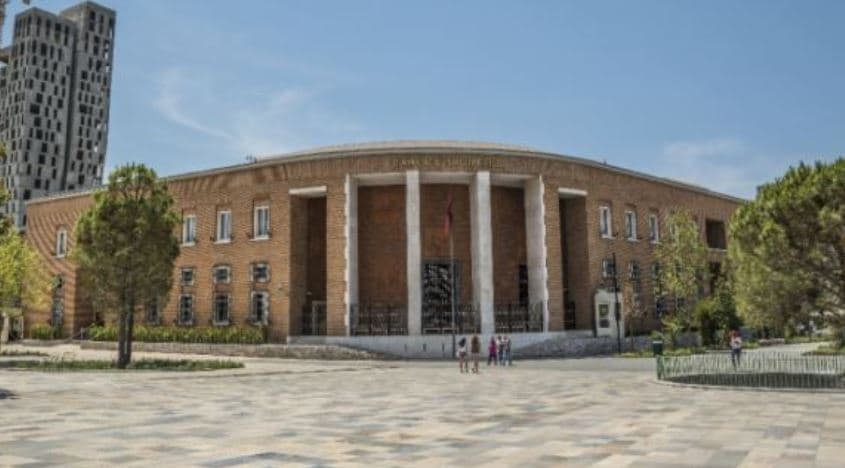 Banka e Shqipërisë: Situata financiare e familjeve, më e keqja që nga periudha e pandemisë