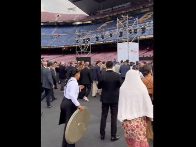 Shiu ndërpret dasmën e parë në "Camp Nou" (VIDEO)