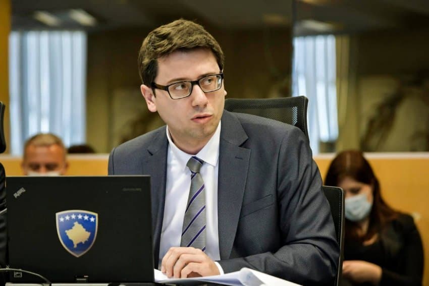 Murati për rritjen e pensioneve për veteranët: Fillimisht duhet të pastrohen listat