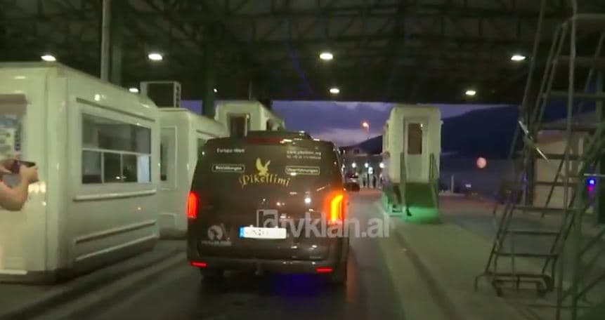 Trupi i pajetë i ish-presidentit Nishani mbërrin në Shqipëri