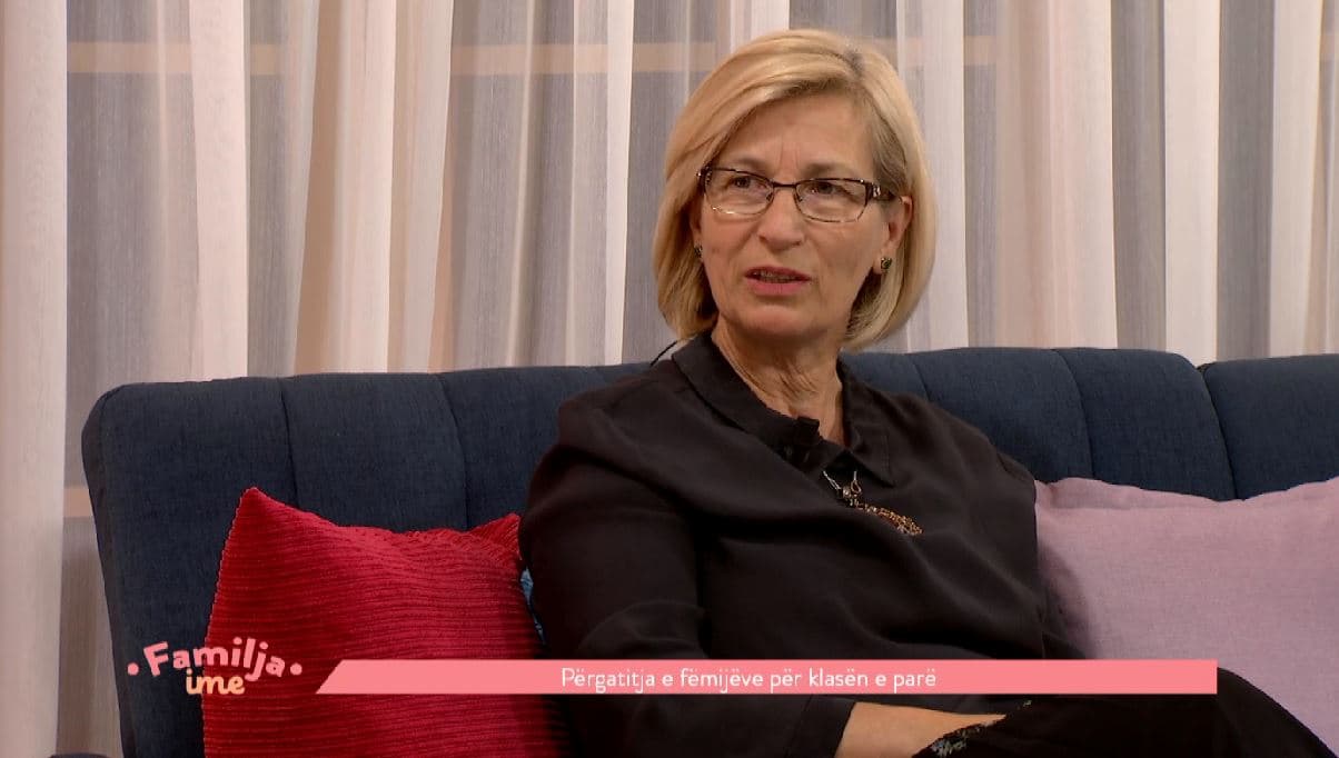 Rexhepi-Çollaku: Prindërit të konsultohen me psikologë shkollorë para regjistrimit të fëmijëve në klasë të parë (VIDEO)